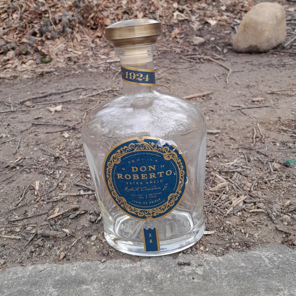 Don Roberto Tequila Agave  Empty Glass Bottle, DIY Craft Upcycle Idea, Bar Decor - Picture 1 of 3